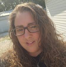 Is Bicentennial Capitol Mall State Park within walking distance of Holiday  Inn Express Downtown?