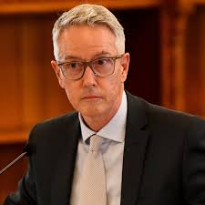 Queensland anti-corruption boss seeks 'urgent' legal change after high  court curbs power to publish reports