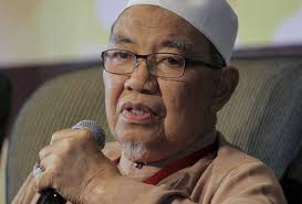 Perak mufti tan sri harussani zakaria claims there is no such thing as rape in marriage, and the only time a woman can refuse her husband is when she is menstruating, sick or just given a birth. Carian Mengenai Topik Harussani Zakaria Astro Awani