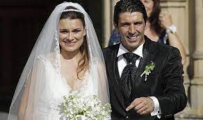 Unternehmensdaten elisabeth buffon islikon schweiz sind details, adresse, telefonnummer, kontakte, kommentare, offene stellen. Gianliugi Buffon Star Torwart Sagt Ja News At