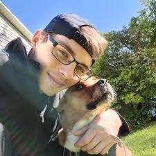 Andrew Bever's Instagram, Twitter & Facebook