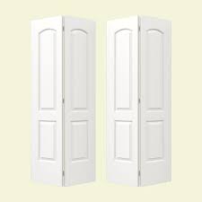 Jeld Wen 24 In X 80 In Continental White Painted Smooth Molded Composite Mdf Closet Bi Fold Door Thdjw160100105 The Home Depot Bifold Doors Closet Doors Jeld Wen