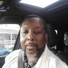 Lawrence Bracken's Instagram, Twitter & Facebook