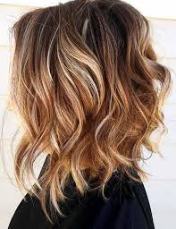 The key difference is that the hair in back is. A Line Bob Curly Hair