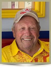 Ian Mceachern's Instagram, Twitter & Facebook