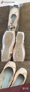 The toe box is roomy enough to articulate your feet whe Reinforced Suffolk Stellar Pointe Shoes Pointe Shoes Shoes Sport Shoes