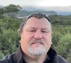 Bernie Bailey's Instagram, Twitter & Facebook