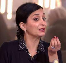 Sofia Morgavi (Star Academy) cảm thấy khó chịu và quát các học sinh: "Tôi không muốn nhìn thấy cảnh này nữa!" Xem bình luận đầu tiên