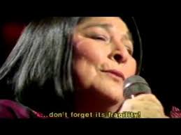 La mami en mercedes sosa. Cover Versions Of Fragilidad By Mercedes Sosa Secondhandsongs