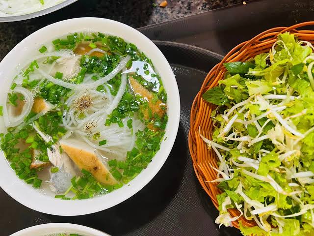 Bún cá, bún chả cá Phú Yên – Hương vị biển xứ Nẫu