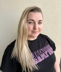 Berta Jordan's Instagram, Twitter & Facebook