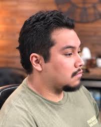 ⚡️ m o v e m e n t & f l o w ⚡️ • a nice mullet for your weekend! I did a  nice taper & some texturizing all