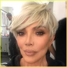 Kris jenner short haircut style tutorial. Kris Jenner Debuts New Platinum Blonde Hair For 2018 Kris Jenner Just Jared