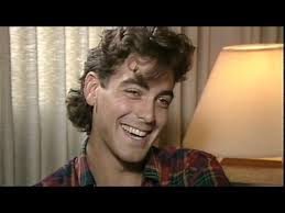The lives of two strangers and their young children unexpectedly intersect on one hectic, stressful day in new york city. See First Interviews Of Brad Pitt George Clooney Julia Roberts Before They Were Famous Youtube