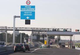 Dans le schéma national des infrastructures de transports, réalisé en 2011 par le ministère de l'ecologie dans le cadre du grenelle de l'environnement, la rcea était pointée comme l'un des quatre axes les plus dangereux du réseau national (1). Conseils Peages Autoroute France Moniteur Automobile