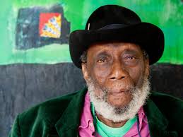 Frank Bowling sells signed prints to buy art supplies for 100 schools