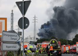 A fire in a facility of momentive performance materials at chempark leverkusen (www.chempark.com) in germany on the evening of 12 november took more than five hours to extinguish, but park management company currenta, owned by bayer and lanxess, said there were no injuries and that air measurements revealed that no toxic substances were emitted. Zjcm Ar Pffy5m