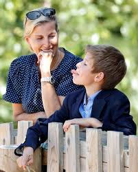 Prince edward, earl of wessex (edward antony richard louis; Prince Edward Children Why Is Edward And Sophie Wessex S Son Called Viscount Severn Royal News Express Co Uk