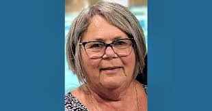 Sandra Coughlin's Instagram, Twitter & Facebook