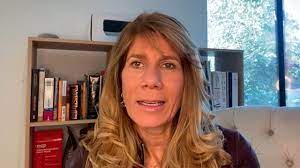 Este miércoles la senadora ximena rincón inscribió su candidatura presidencial para las primarias al interior de la democracia cristiana (dc), que se realizarán el 17 de enero. Rrkr4zc3zzib3m