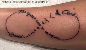 Tatuaje De Infinitos Frases Letras Zonatattoos Com Tatuaje Infinito Tatuajes Tatuajes De Infinito