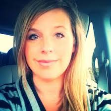 Jeni Sanders's Instagram, Twitter & Facebook