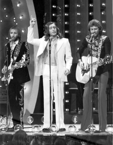 Barry Gibb & The Bee Gees Music is Stayin' Alive | 50+ World - 50+ World