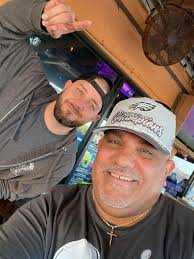 Jumbo sunny in front, 4 sunnies in back