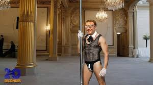 Des internautes mécontents à philippe de villiers, les réactions agacées n'ont pas manqué après la soirée de la fête de la musique qui s'est tenue au palais de l'elysée le 21 juin. Fete De La Musique Tout Est Pret A L Elysee