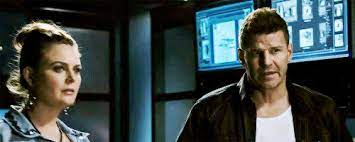 Season 12 Episode 9 The Final Chapter The Steal In The Wheels Booth And Bones Bones Tv Series Booth And Brennan