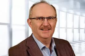 Drei Bewerber für die Kiefer-Nachfolge