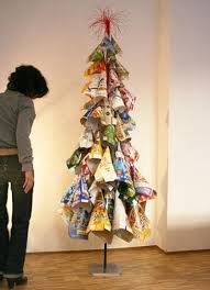 Pin By Kathy Grimm On Christmas Trees Both Crafty And Classic Unusual Christmas Trees Recycled Christmas Tree Alternative Christmas Tree
