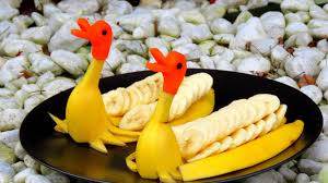 How To Make Banana Decoration Banana Art Fruit Carving Banana Garnishes Food Carving Food Garnishes Fruit Carving
