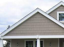 Hardie Shingled Gable With Frieze Board Hardie Shingle Siding Outside House Colors House Siding