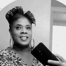 Lakeisha Lloyd's Instagram, Twitter & Facebook