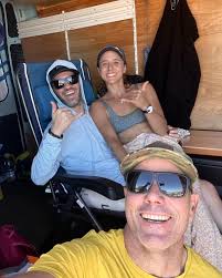 3rd at the Aloha Classic, 2nd in the World, and winner of the Big Wave  Award for @hauserlifestyle for 2023👸🥳👊 This year has been anything but  easy for Sarah. With my diagnosis