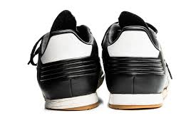 How To Stop Shoes Wearing Down On One ...