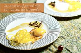 Oubliez Les œufs Creves Le Bacon Gras Et Les Toasts Brules Du Dejeuner Dominical Moyen Recette De Jaune D Oeuf Poche Bacon De C Food Eggs Benedict Breakfast