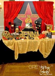 Ich verkaufe meinen, mit klebestreifen. 44 Deadly Dinner Roter Teppich Ins Verderben Ideen Hollywood Party Roter Teppich Party