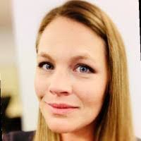 Samantha Ammons's Instagram, Twitter & Facebook