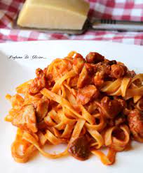 Questo sugo ai funghi porcini e' davvero ottimo, per. Tagliatelle Al Sugo Di Funghi Porcini Ricetta Senza Panna