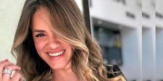 @dondohchile muy mal restorant, pésimo servicio atendida por el dueño flaco en la puerta, persona más pesada que he conocido, no indico a ningún de mis seguidores! Irfjwtg3gfilcm