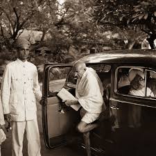 Photoink | The Estate of Kanu Gandhi