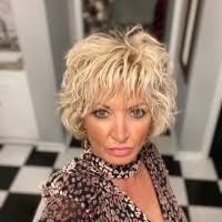 Nikki Harden's Instagram, Twitter & Facebook