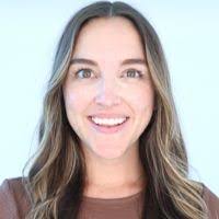 Katie Kays's Instagram, Twitter & Facebook