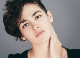 Hannah Cruz's Instagram, Twitter & Facebook