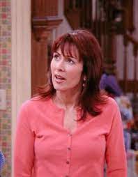 Played by actress patricia heaton on the king of queens's sister series, cbs's everybody loves raymond, debra is the wife of ray barone (played by ray romano), who is also doug heffernan's friend. Debra Barone On Twitter What Is With Your Family Debrabarone Mothersday