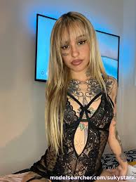 Play w suky ❄️ YOUR BEST ADDICTION😈 Onlyfans Profile Content - updated  September 2025