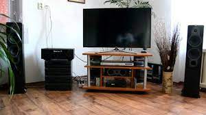This manual comes under the category subwoofers and has been rated by 3 people with an average of a 8.7. Jamo Sub 210 Support And Manuals