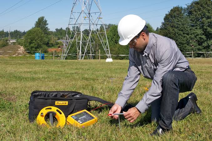 Fluke 1625-2 GEO Earth Ground Tester - rapid-tech